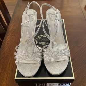 Dress heels. Silver, sparkle, gems